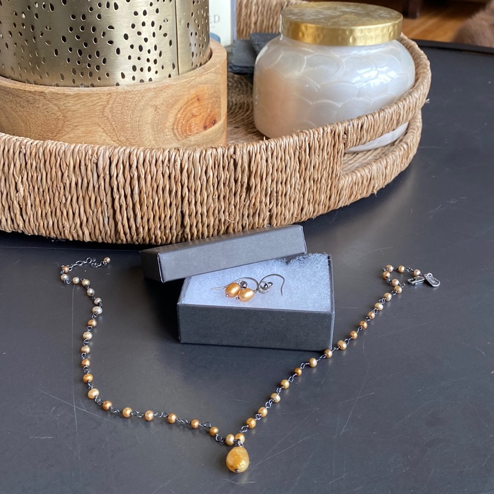 Silpada Pearl Necklace and Earring set